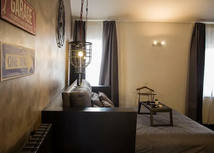 Industrial Apartment Near Duomo